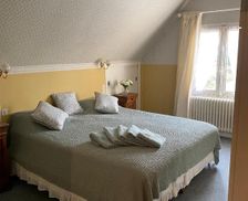 France Auvergne Giat vacation rental compare prices direct by owner 13016189