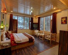 India Himachal Pradesh Manāli vacation rental compare prices direct by owner 15085486