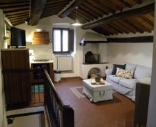 Italy Tuscany Cortona vacation rental compare prices direct by owner 13050460