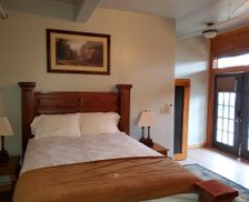 United States Montana Bigfork vacation rental compare prices direct by owner 17665100