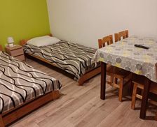 Poland Greater Poland Kobyla Góra vacation rental compare prices direct by owner 13520418