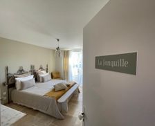 France Aquitaine Bardou vacation rental compare prices direct by owner 13759872