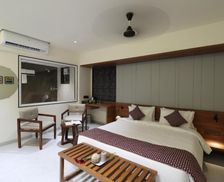 India Maharashtra Solapur vacation rental compare prices direct by owner 15063485