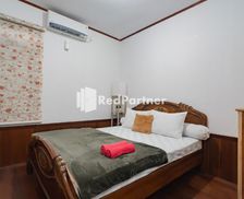 Indonesia East Kalimantan Samarinda vacation rental compare prices direct by owner 14109640