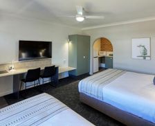 Australia New South Wales Parkes vacation rental compare prices direct by owner 14659128