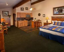 United States New Mexico Taos Ski Valley vacation rental compare prices direct by owner 16491844