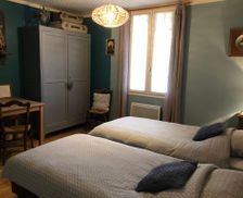 France Limousin Saint-Pierre-Chérignat vacation rental compare prices direct by owner 12996752