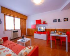 Italy Lombardy Tremosine Sul Garda vacation rental compare prices direct by owner 5652379