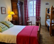 France Aquitaine Louvie Juzon vacation rental compare prices direct by owner 19283264