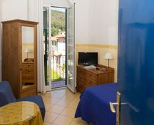 Italy Liguria Bocca di Magra vacation rental compare prices direct by owner 16126409