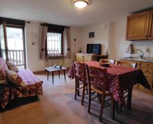 Italy Valle d'Aosta Challand Saint Anselme vacation rental compare prices direct by owner 19316233