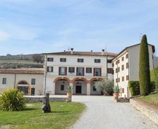 Italy Veneto Mezzane di Sotto vacation rental compare prices direct by owner 28417789