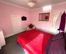 United Kingdom  Llannon vacation rental compare prices direct by owner 13913432