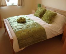 United Kingdom Glamorgan Cardiff vacation rental compare prices direct by owner 21859695