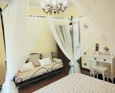 Italy Tuscany Capannori vacation rental compare prices direct by owner 26696201