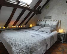 France Centre Saint-Cyran-du-Jambot vacation rental compare prices direct by owner 26839057