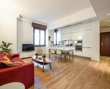Italy Lombardy Milan vacation rental compare prices direct by owner 28240675