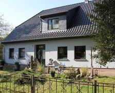 Germany Mecklenburg-Pomerania Wustrow vacation rental compare prices direct by owner 28249193