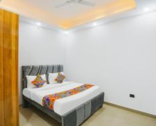 India Uttar Pradesh Ghaziabad vacation rental compare prices direct by owner 27063321