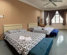 Malaysia Perak Taiping vacation rental compare prices direct by owner 27013809