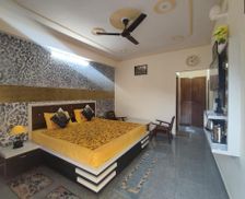 India Uttarakhand Bhowāli vacation rental compare prices direct by owner 10702502