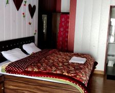 India Uttarakhand Kanatal vacation rental compare prices direct by owner 14942352