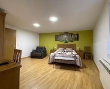 Spain Galicia Treacastela vacation rental compare prices direct by owner 15909704