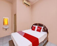 Indonesia Central Java Semarang vacation rental compare prices direct by owner 34968449