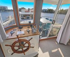 Australia Queensland Pelican Waters vacation rental compare prices direct by owner 26790683