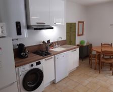 France Languedoc-Roussillon Pont-Saint-Esprit vacation rental compare prices direct by owner 13649322