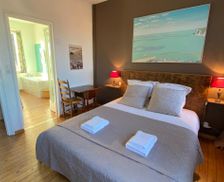 France Normandy Ponts-et-Marais vacation rental compare prices direct by owner 14005439