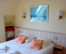 France Brittany Pouldreuzic vacation rental compare prices direct by owner 14163192