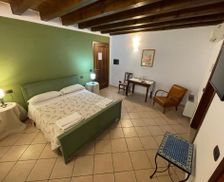 Italy Veneto Nogarole Rocca vacation rental compare prices direct by owner 27404115