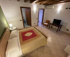 Italy Veneto Nogarole Rocca vacation rental compare prices direct by owner 26845953