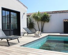 France Island of Ré La Couarde-sur-Mer vacation rental compare prices direct by owner 18656113