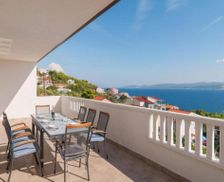 Croatia Split-Dalmatia County Omiš vacation rental compare prices direct by owner 14824107