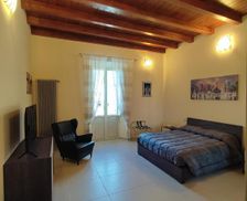 Italy Lazio Isola del Liri vacation rental compare prices direct by owner 26852200