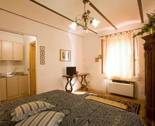 Italy Marche Fabriano vacation rental compare prices direct by owner 26862173