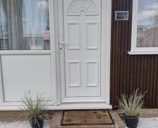 United Kingdom Norfolk Hemsby vacation rental compare prices direct by owner 26886458