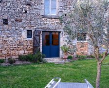 France Nouvelle-Aquitaine Vaux vacation rental compare prices direct by owner 29419553