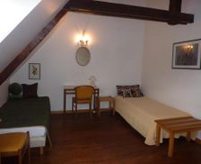 France Rhône-Alps Sainte-Colombe-sur-Gand vacation rental compare prices direct by owner 28421356