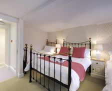 United Kingdom Gloucestershire Cirencester vacation rental compare prices direct by owner 13941582