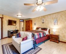 United States Texas Azle vacation rental compare prices direct by owner 26466181