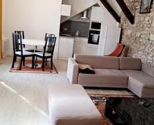 France Centre-Val de Loire Cepoy vacation rental compare prices direct by owner 26903076