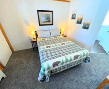 United States Michigan Rapid River vacation rental compare prices direct by owner 26093663