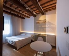 Italy Tuscany San Gimignano vacation rental compare prices direct by owner 27015660