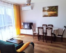 Poland Warmia-Masuria Olecko vacation rental compare prices direct by owner 26960957