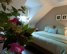 France Burgundy Nuits-Saint-Georges vacation rental compare prices direct by owner 28244347