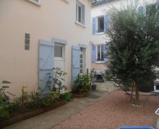 France Auvergne Vichy vacation rental compare prices direct by owner 26919577