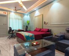 India Uttar Pradesh Lucknow vacation rental compare prices direct by owner 28292141